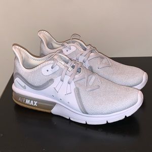 Women’s Nike Air Max Tennis Shoes